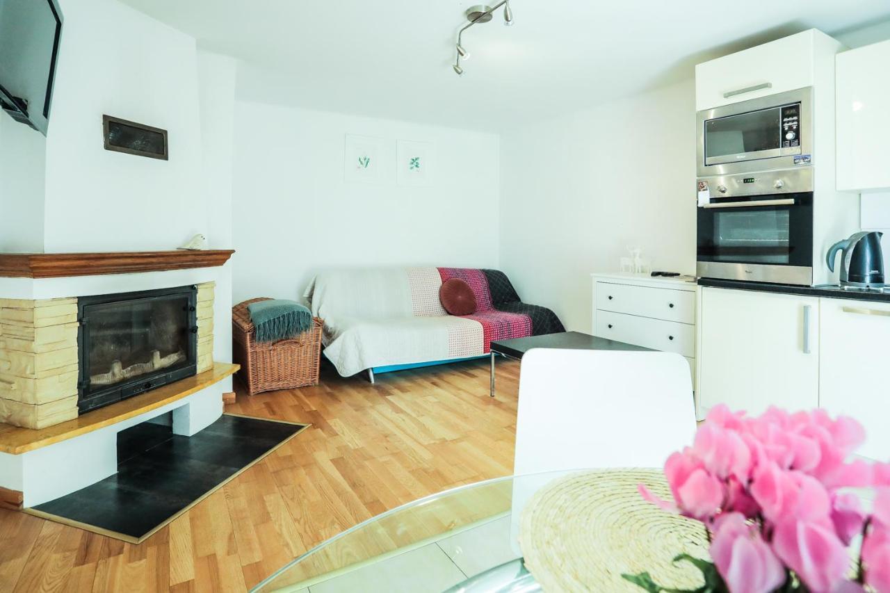 Zielono Mi Apartament Z Kominkiem & Pokoje Z Pieknym Widokiem Janowiec Exterior photo
